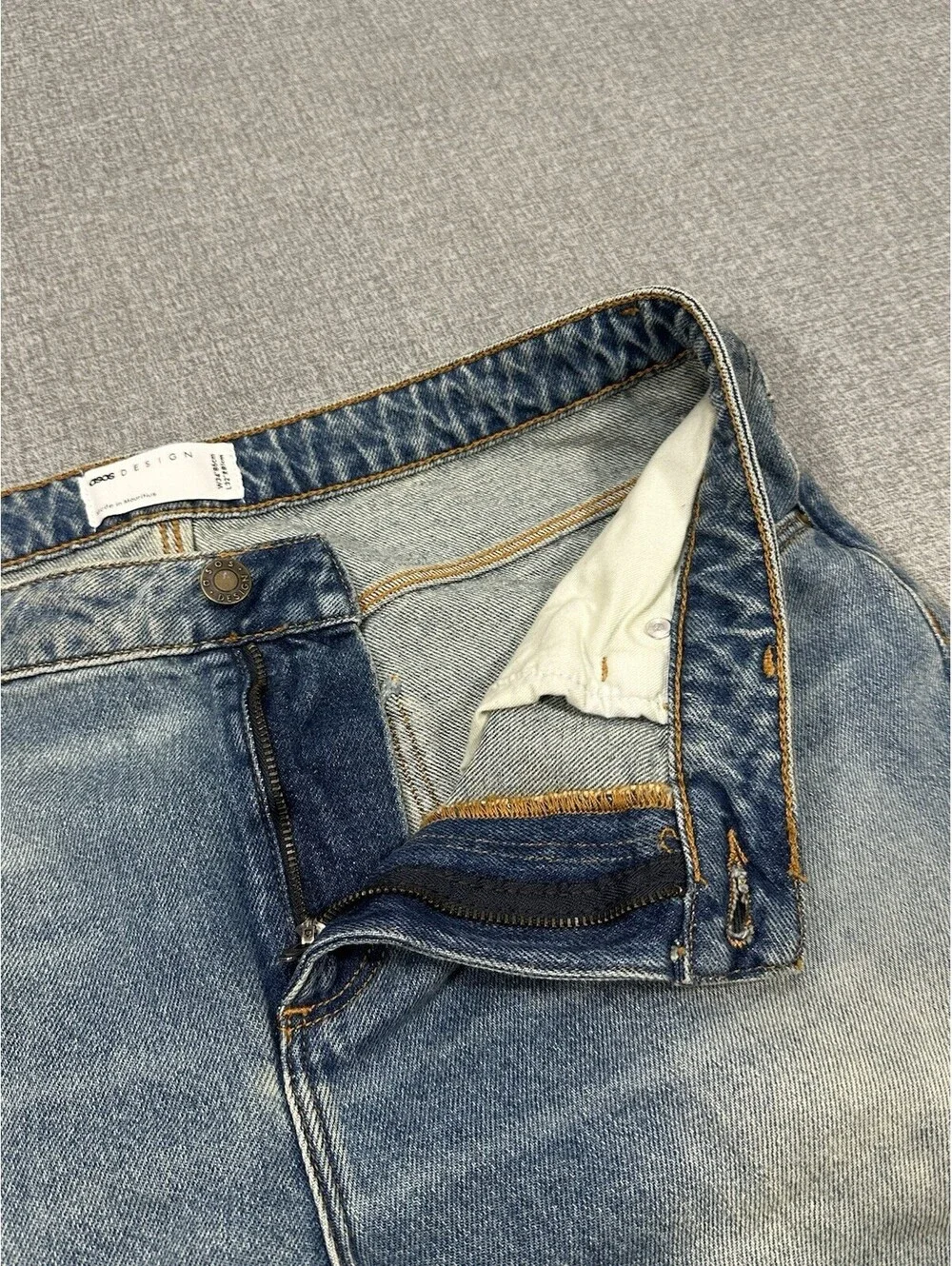 ASOS Design Men’s Distressed Slim Straight Jeans Blue Denim W33 L27